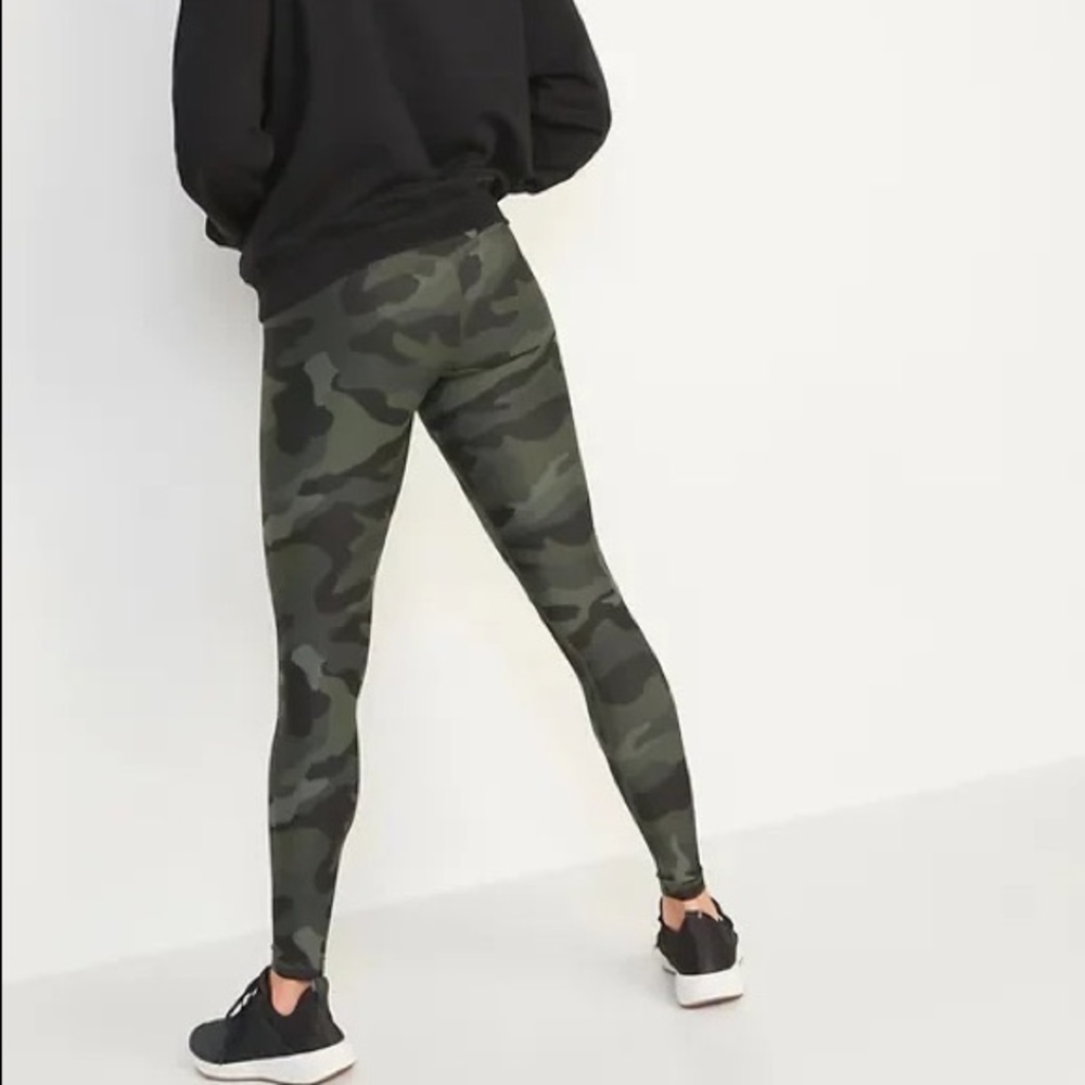 Old Navy Extra High-Waisted Powersoft Hidden Pock… - image 3